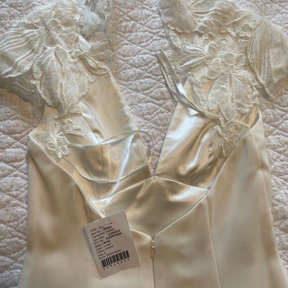 Amsale Crepe Midi Dress - Ivory - NWT - Picture 2 of 4